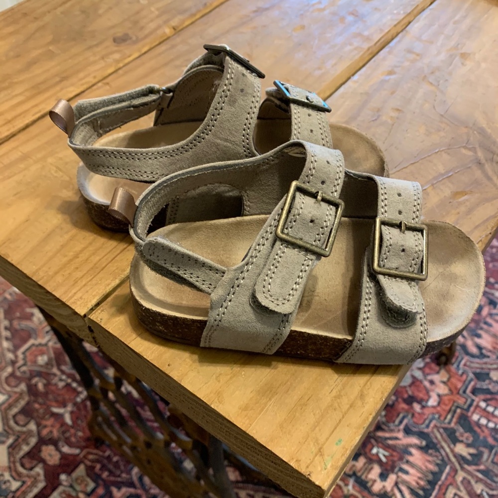 OshKosh sandals